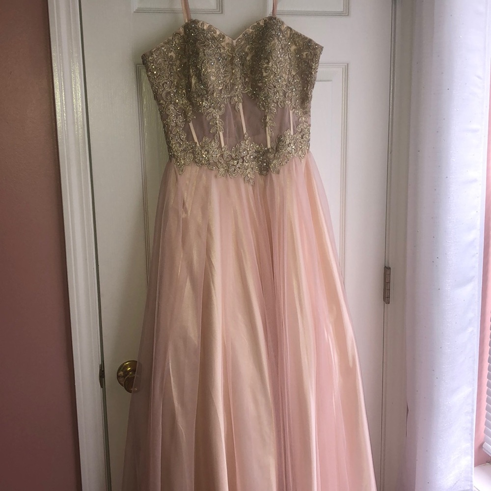 Prom dress